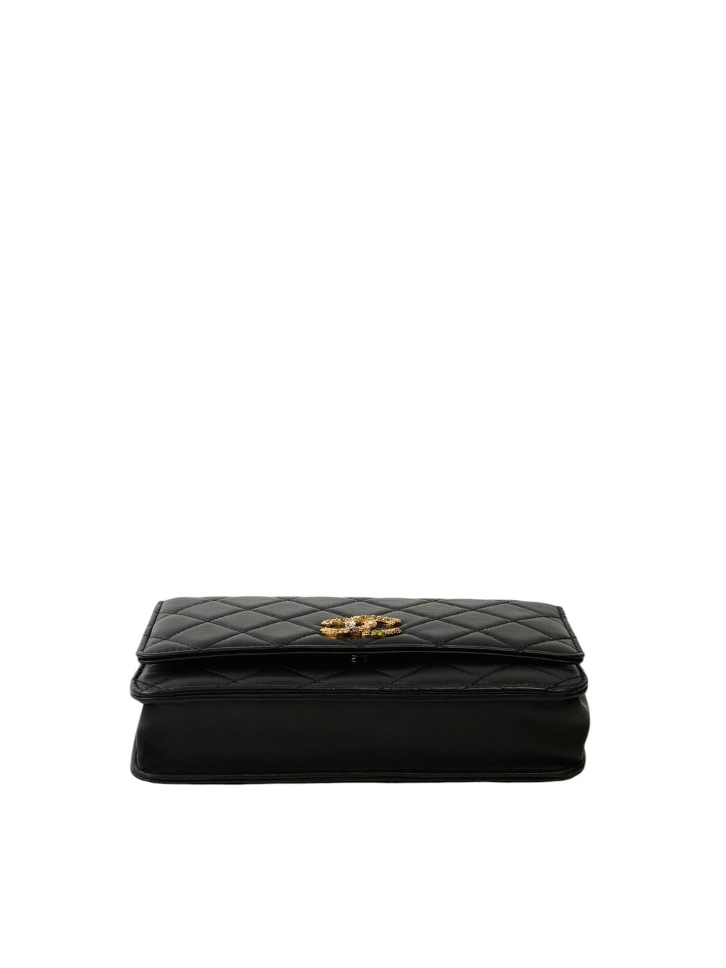 CHANEL マトラッセ カラフルストーン ラムスキン 30番台 チェーンウォレットショルダー 黒 管理番号：11846