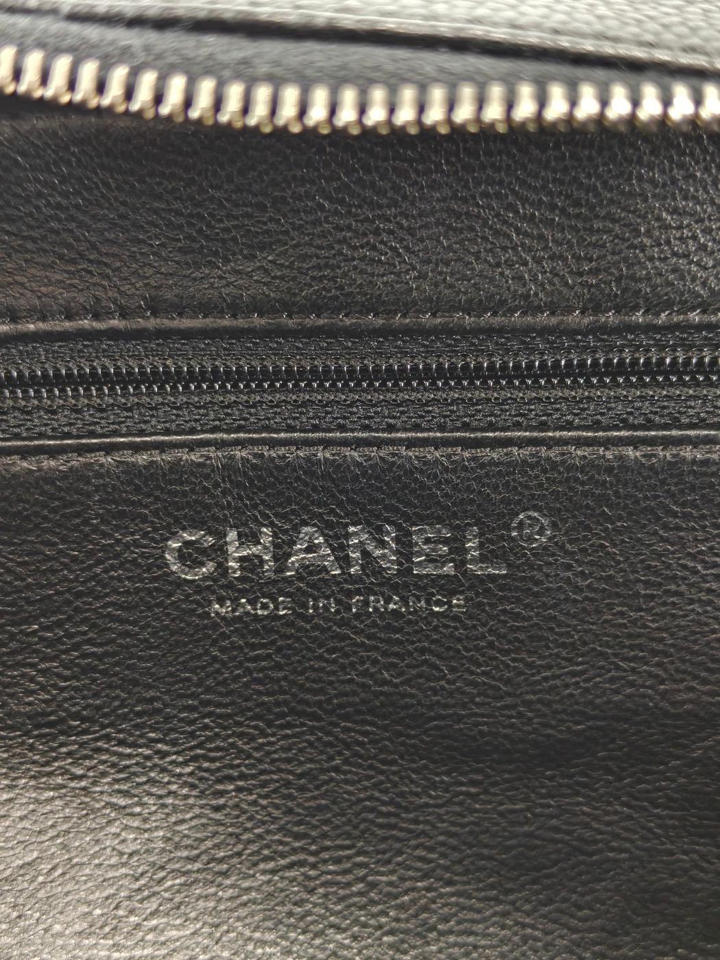 香奈儿 (CHANEL) 双C标志 菱格纹 鱼子酱牛皮 12系列 肩背包 黑色 2008年左右 管理编号：11851