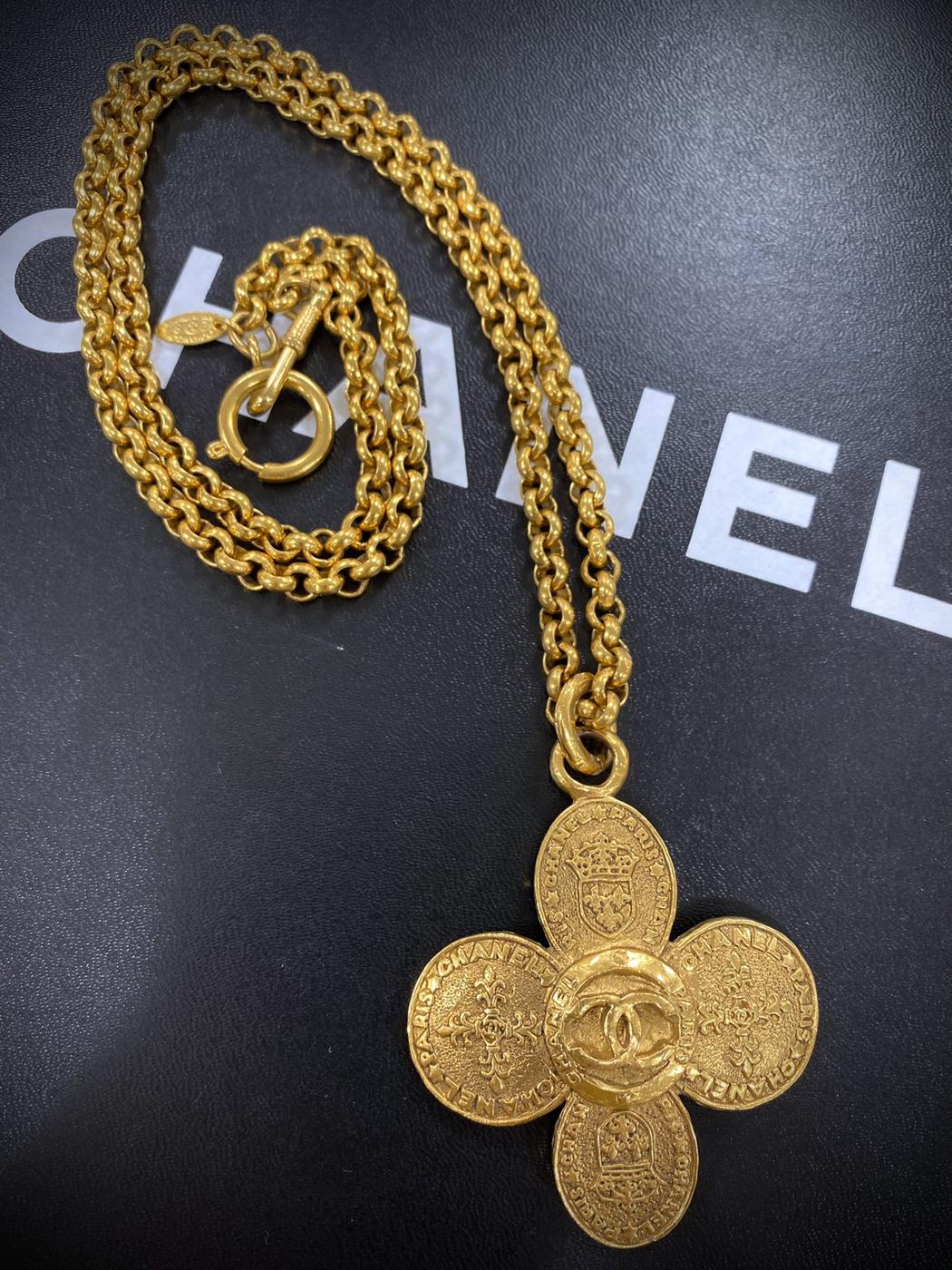 CHANEL Vintage Coco Mark Logo Necklace Control Number: 1326