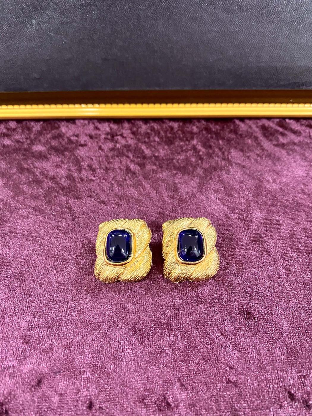 CHANEL シャネル ヴィンテージ カラーストーン 26 イヤリング 金メッキ×青色石 ブルー 管理番号：1463