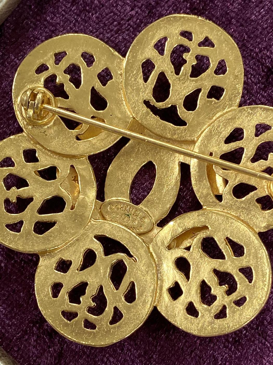 CHANEL シャネル ヴィンテージ フラワーモチーフココマークブローチ 管理番号：1483