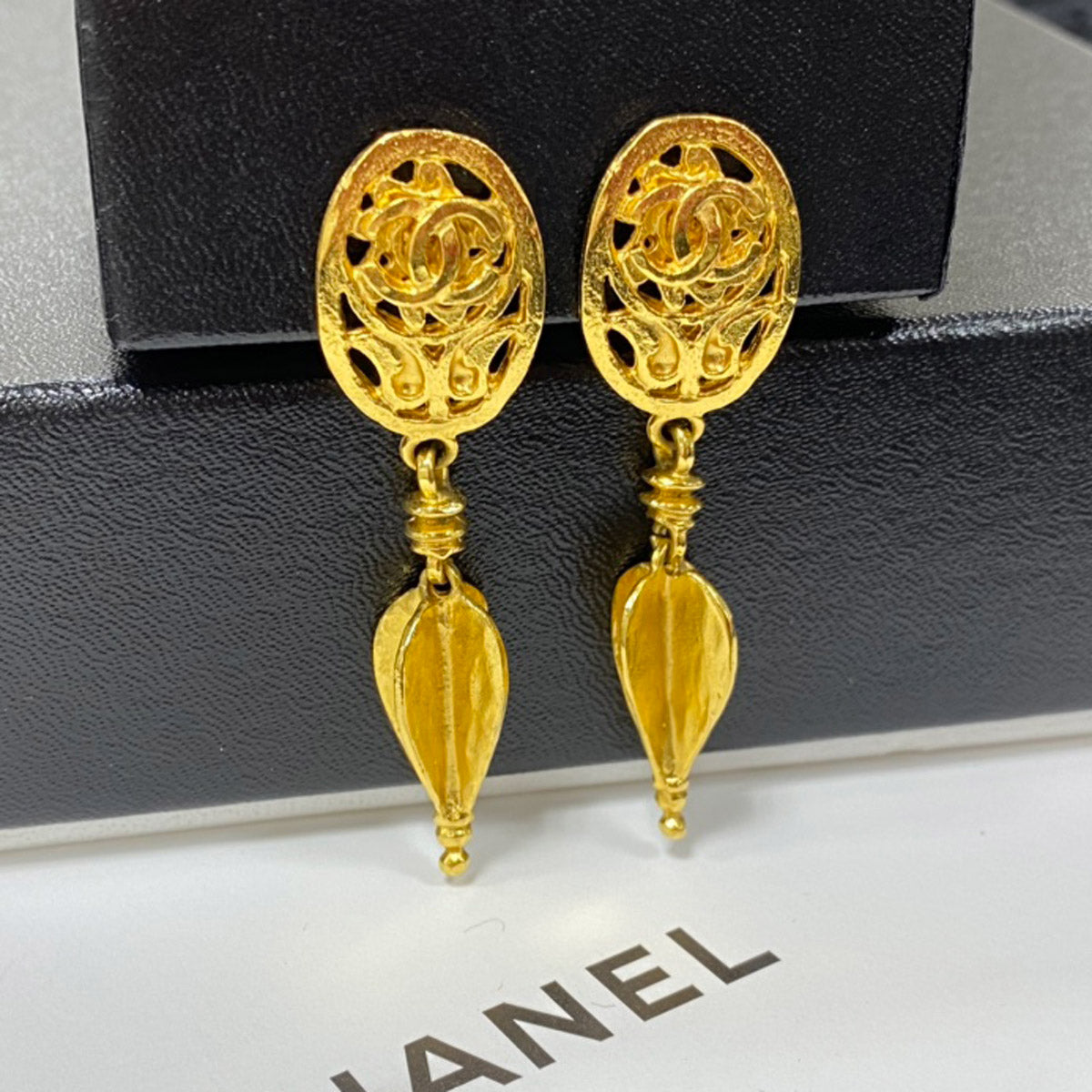 CHANEL シャネル ヴィンテージ コマーク スイング イヤリング 管理番号：1608