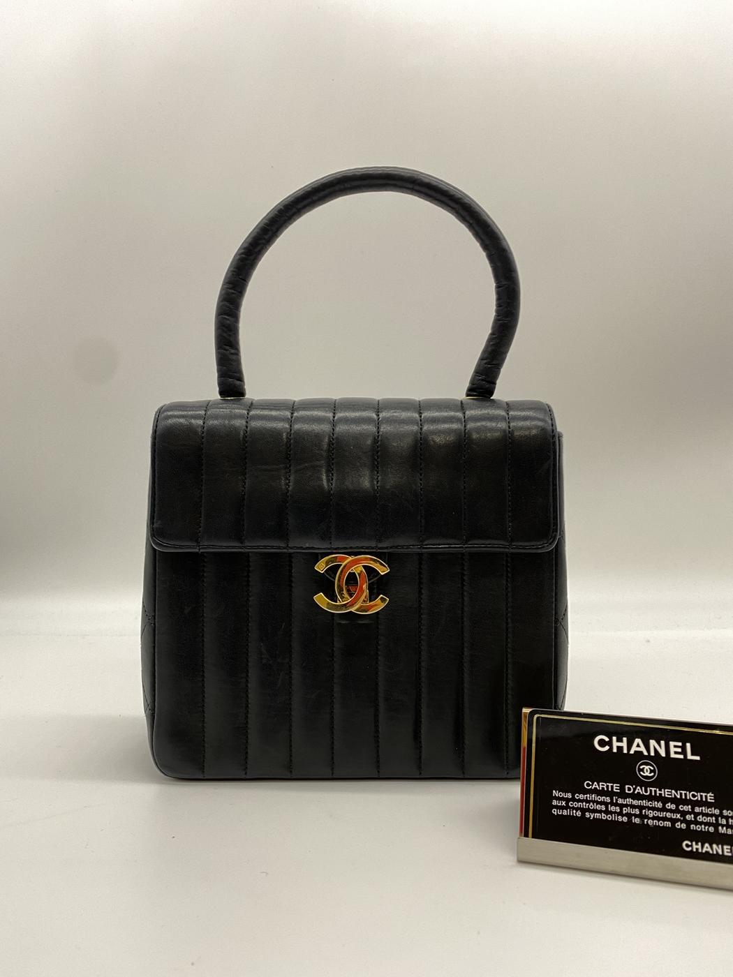 CHANEL Matelasse Mademoiselle Coco Mark Lambskin Handbag Reference Number: 2373