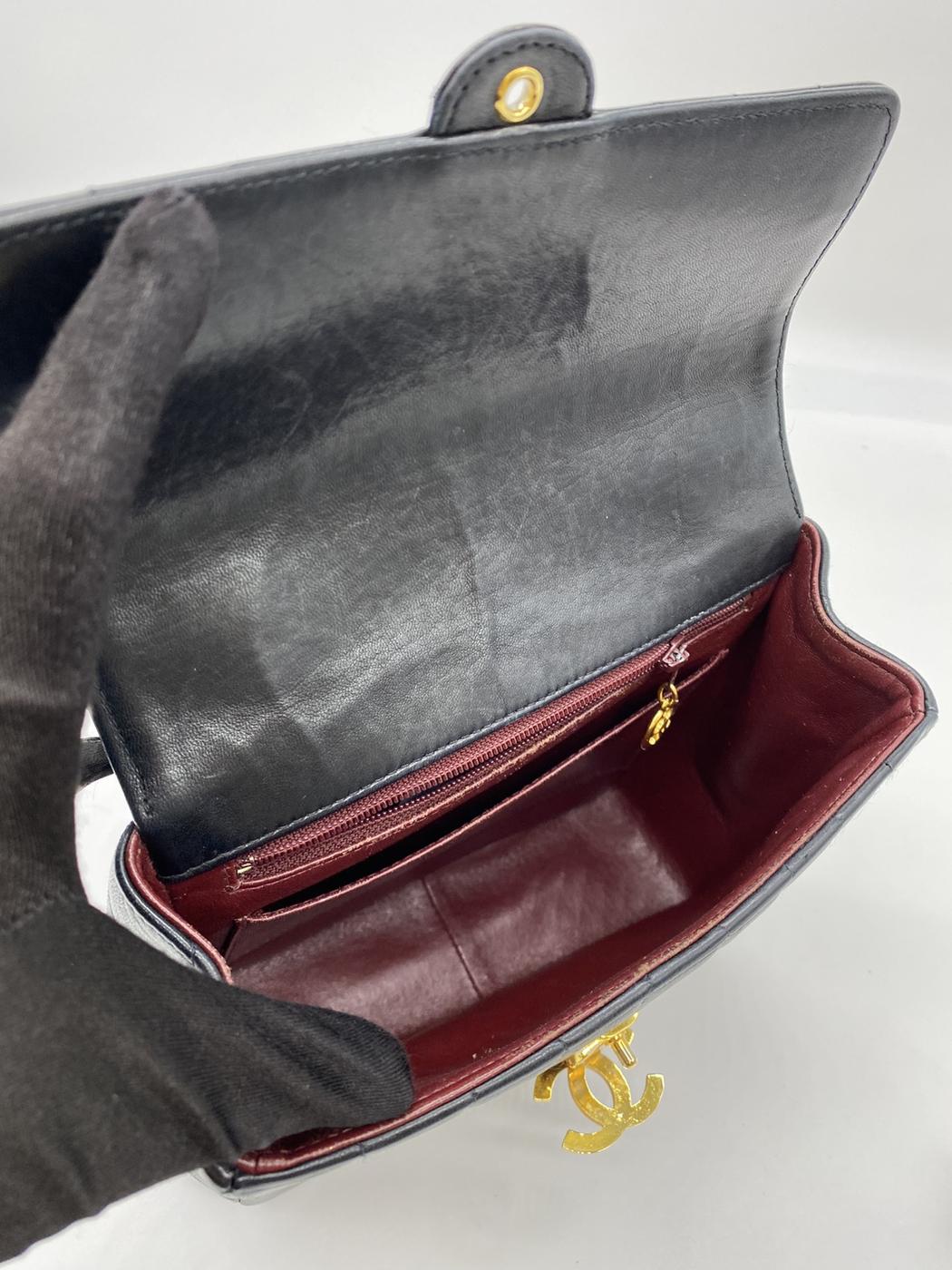 CHANEL Matelasse Mademoiselle Coco Mark Lambskin Handbag Reference Number: 2373