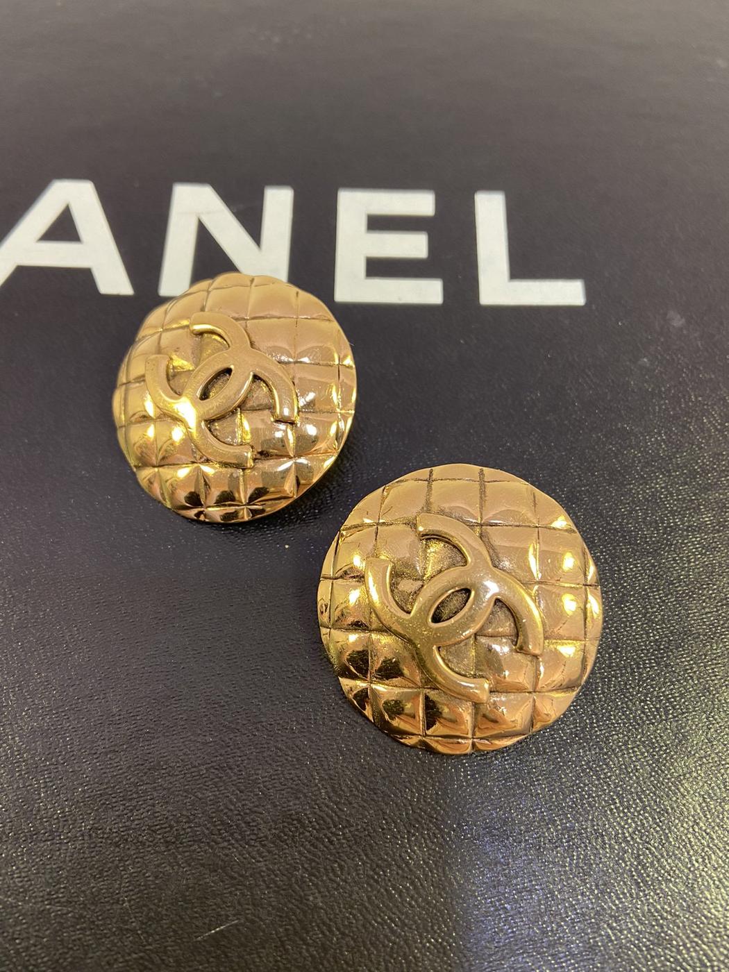 CHANEL シャネル ヴィンテージ イヤリング マトラッセ ココマーク 管理番号：3047