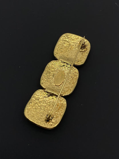 シャネル ココマーク ピンブローチ トリプル 94P ヴィンテージ ゴールド 管理番号：7884