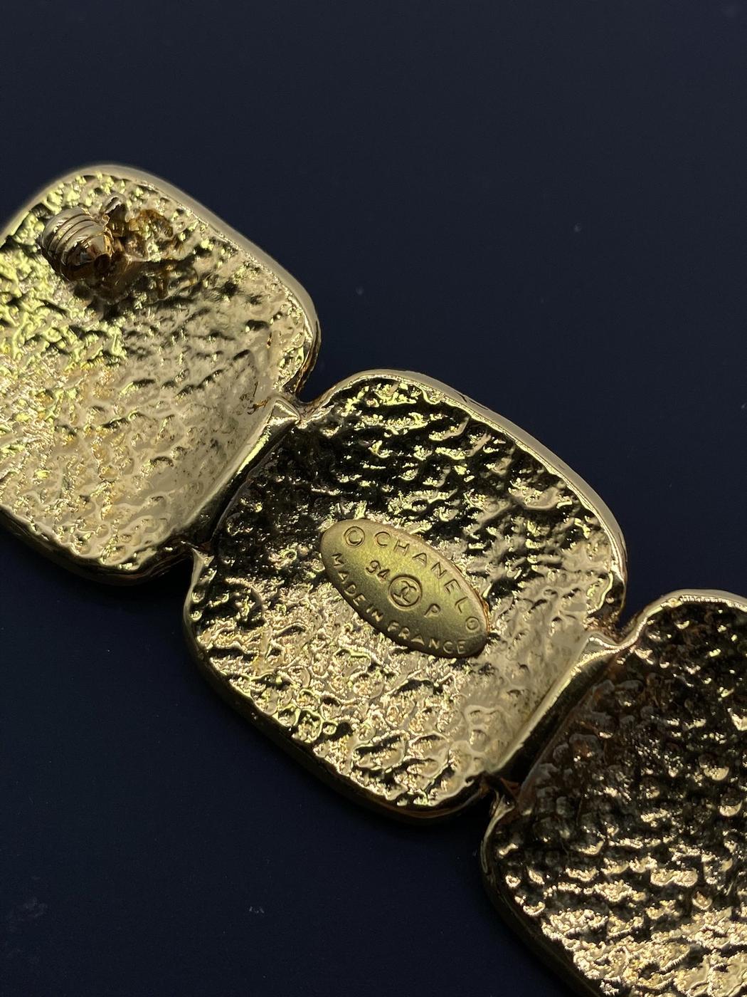 シャネル ココマーク ピンブローチ トリプル 94P ヴィンテージ ゴールド 管理番号：7884
