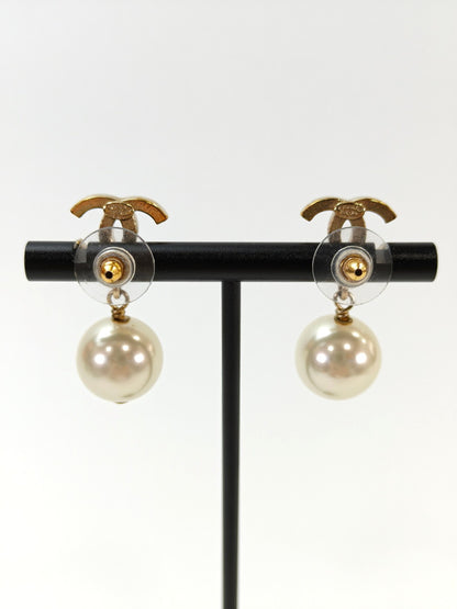CHANEL シャネル ココマーク パール ピアス ブラック 管理番号：8614