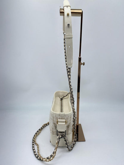 シャネル ガブリエル・ドゥ・スモールホーボーバッグ ショルダーバッグ ツイード ホワイト CHANEL A91810 管理番号：8803