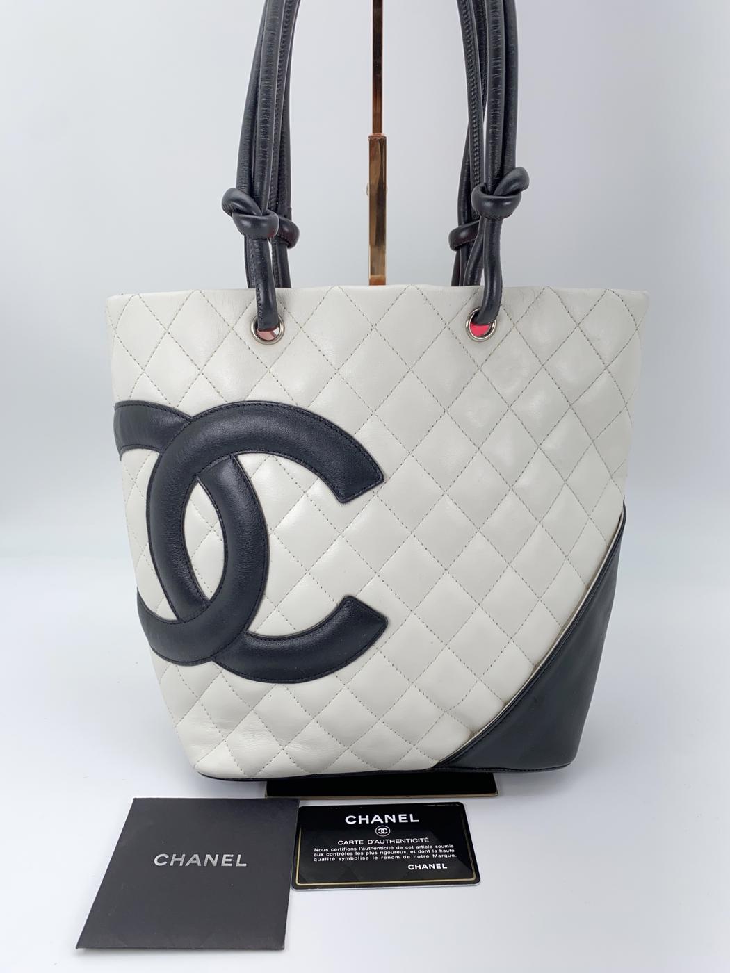 シャネル CHANEL カンボンライン ミディアムトート A25167 トートバッグ ホワイト ブラック 管理番号：8807