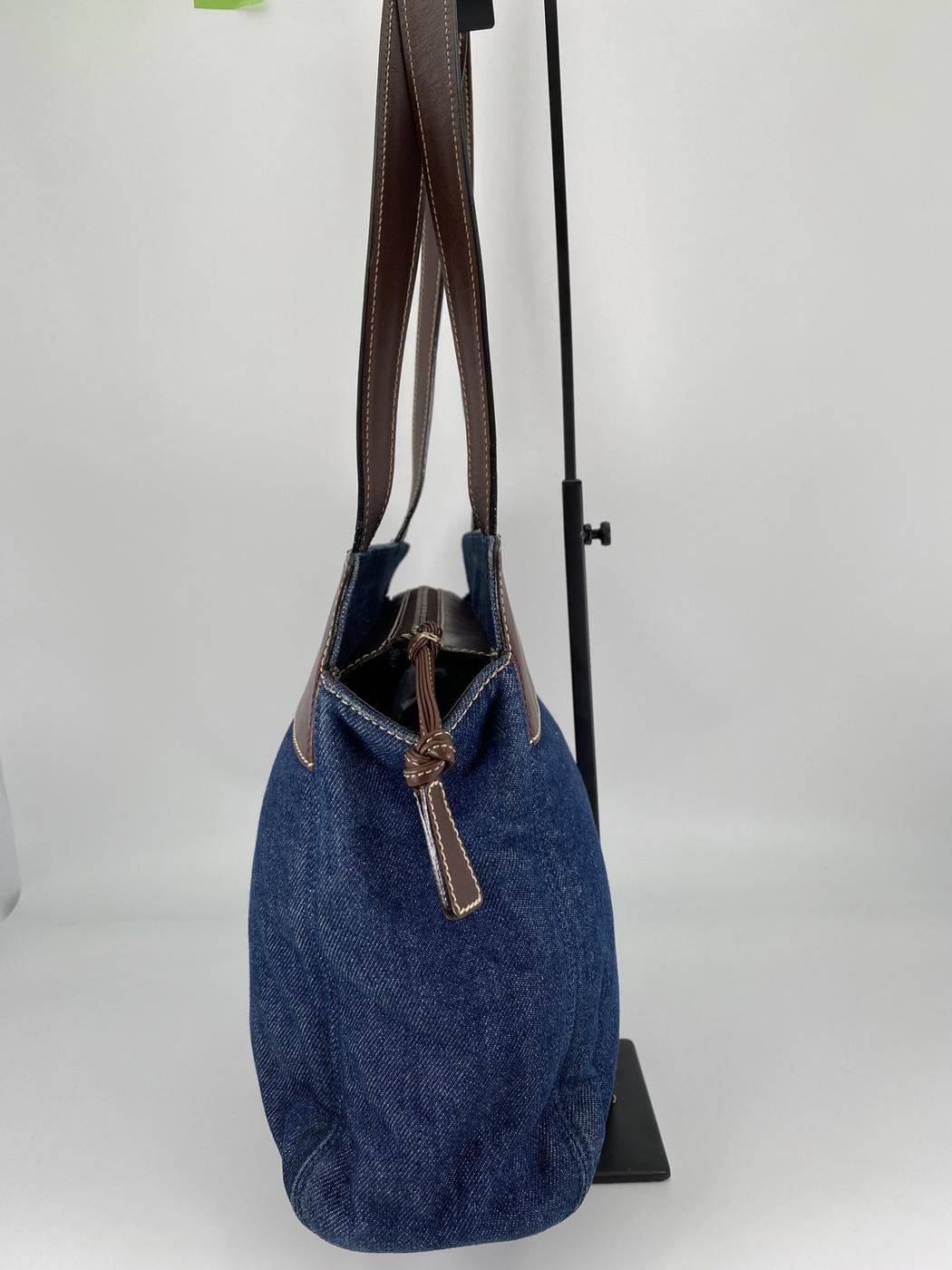 CHANEL シャネル デニム トートバッグ ブルー レザー 2000年製 シール、カード有 管理番号：9027