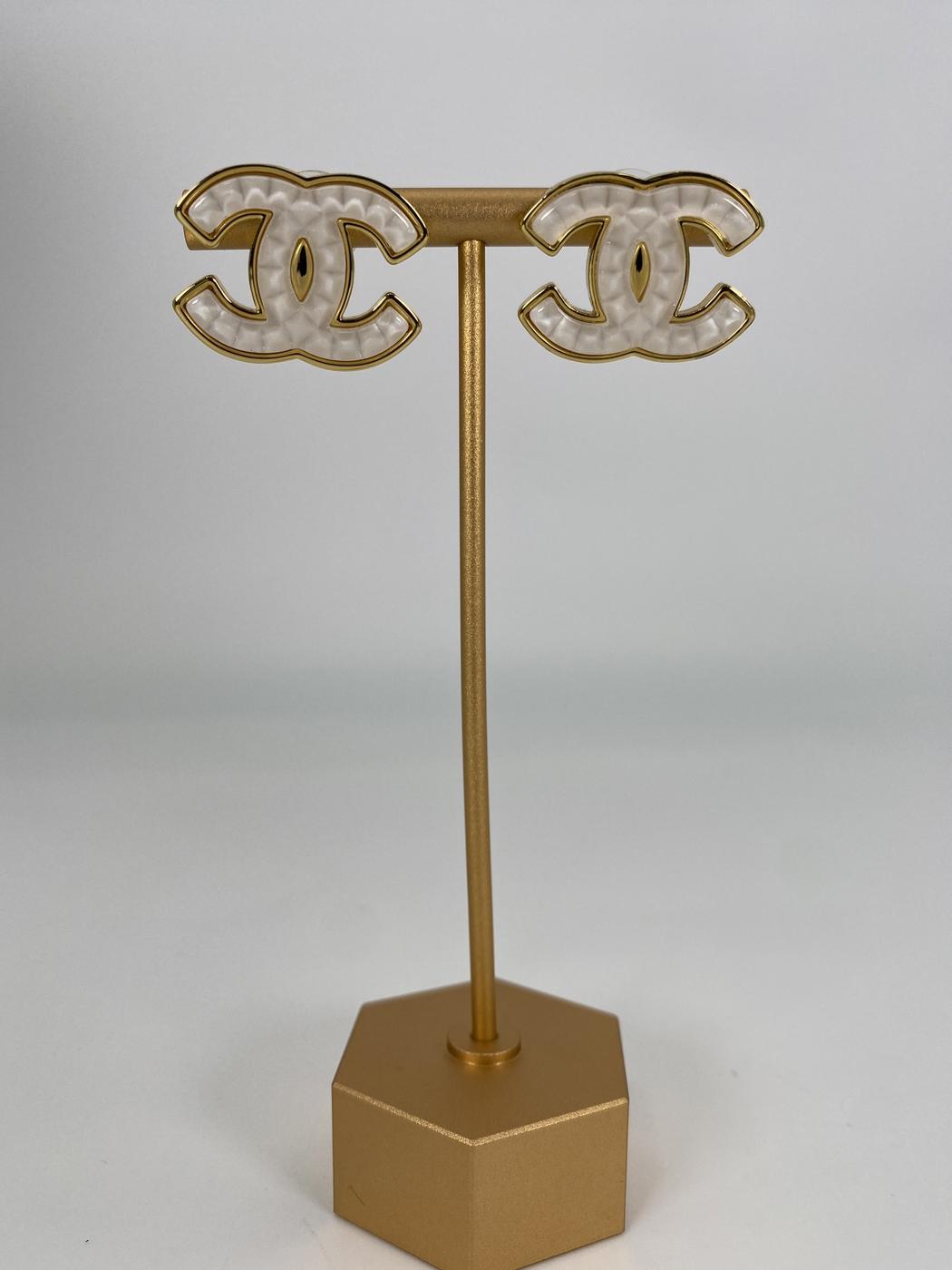 CHANEL Coco Mark Earrings A24A Women's Plastic Gold Clear Star 2024 Item Number: 9037