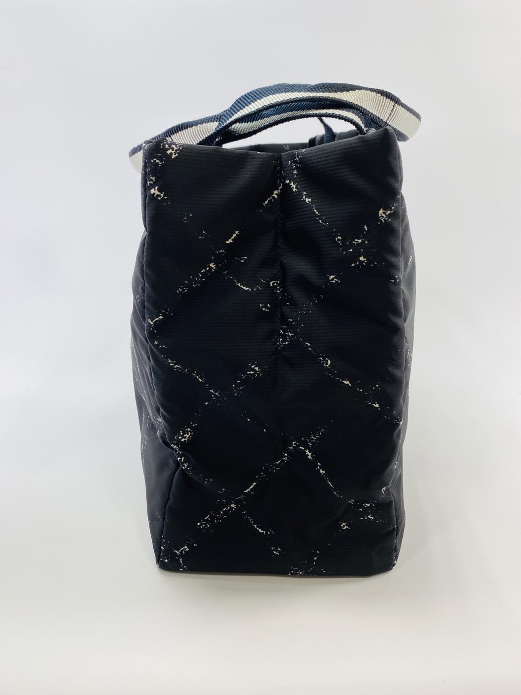 CHANEL シャネル A11833 トラベルライントートMM ハンドバッグ ブラック トートバッグ ナイロン 管理番号：9667