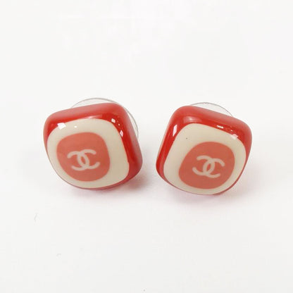 CHANEL Chanel earrings with Coco mark in pink and red. Reference number: 9674