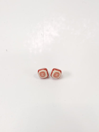 CHANEL Chanel earrings with Coco mark in pink and red. Reference number: 9674