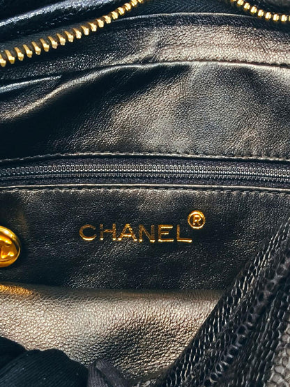 シャネル CHANEL マトラッセ ショルダーバッグ キャビアスキン ブラック ゴールド金具 管理番号：9761