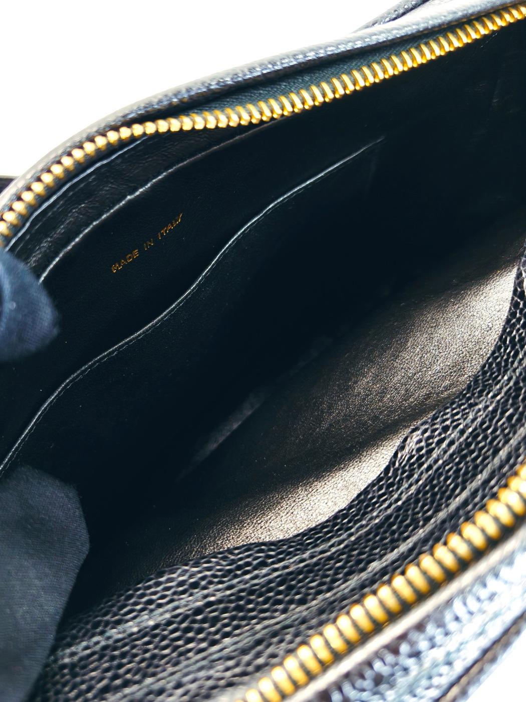 シャネル CHANEL マトラッセ ショルダーバッグ キャビアスキン ブラック ゴールド金具 管理番号：9761