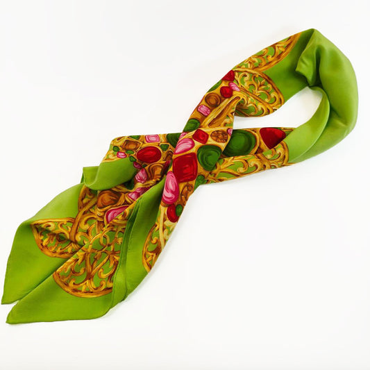 CHANEL シャネル 大判 スカーフ 宝石柄 ジュエリーモチーフ シルク グリーン 管理番号：9844