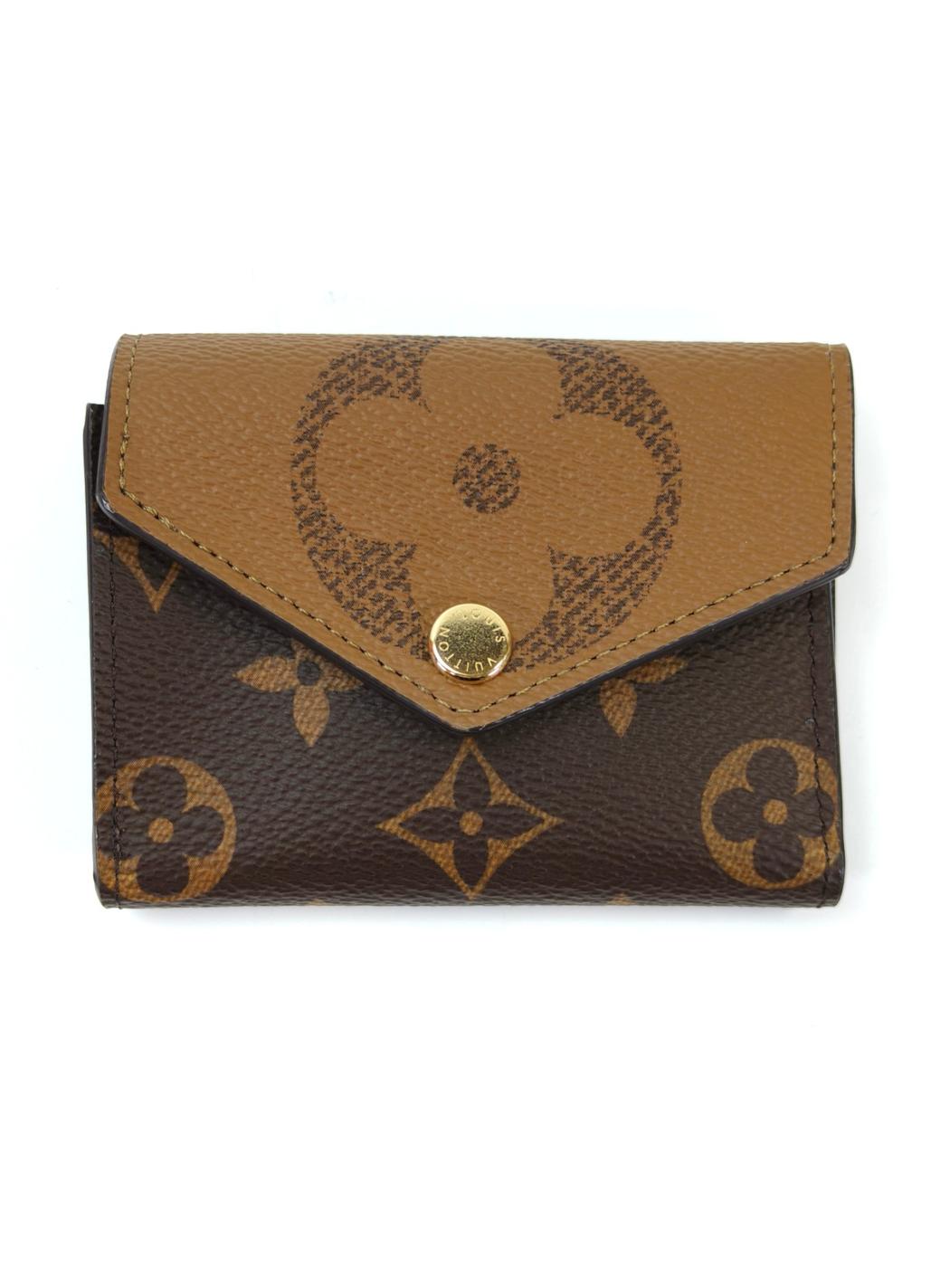 LOUIS VUITTON Portefeuille Zoe Trifold Wallet Monogram Brown Model Number: 10575