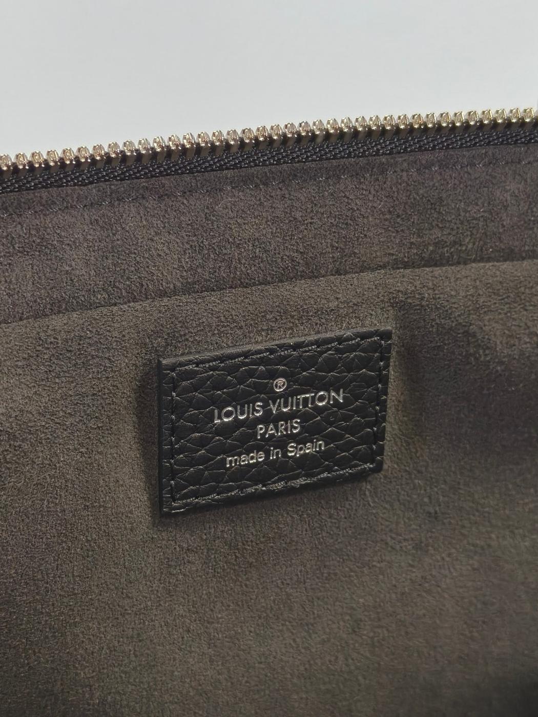Louis Vuitton Armande Briefcase MM 2-Way Business Bag Shoulder Bag Black Serial Number: 10856
