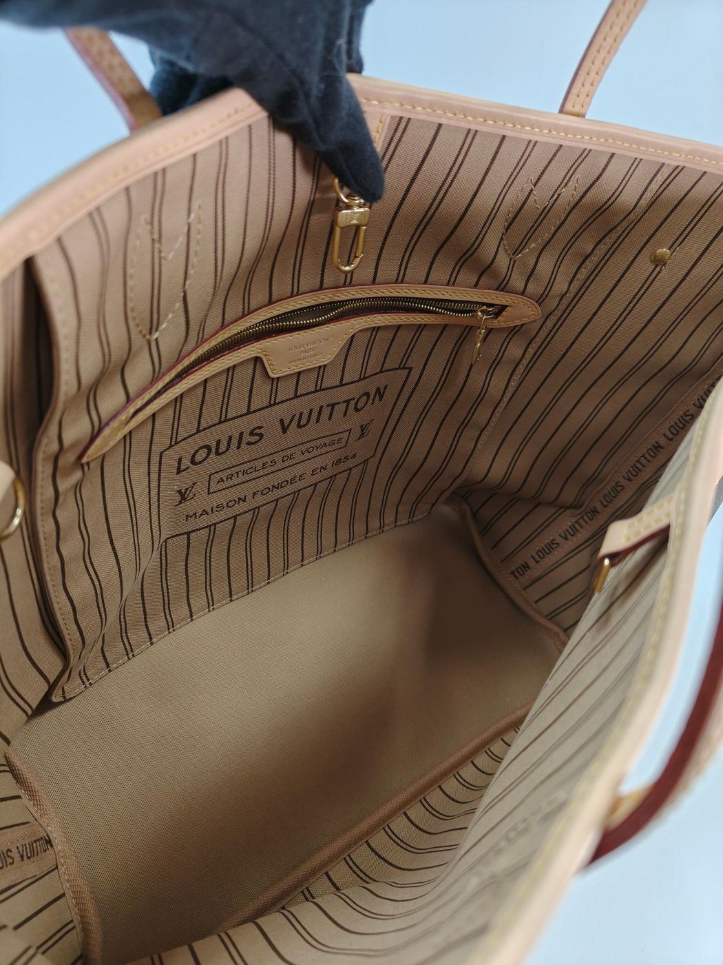 LOUIS VUITTON Monogram Neverfull MM Tote Bag Beige Model Number: 10944