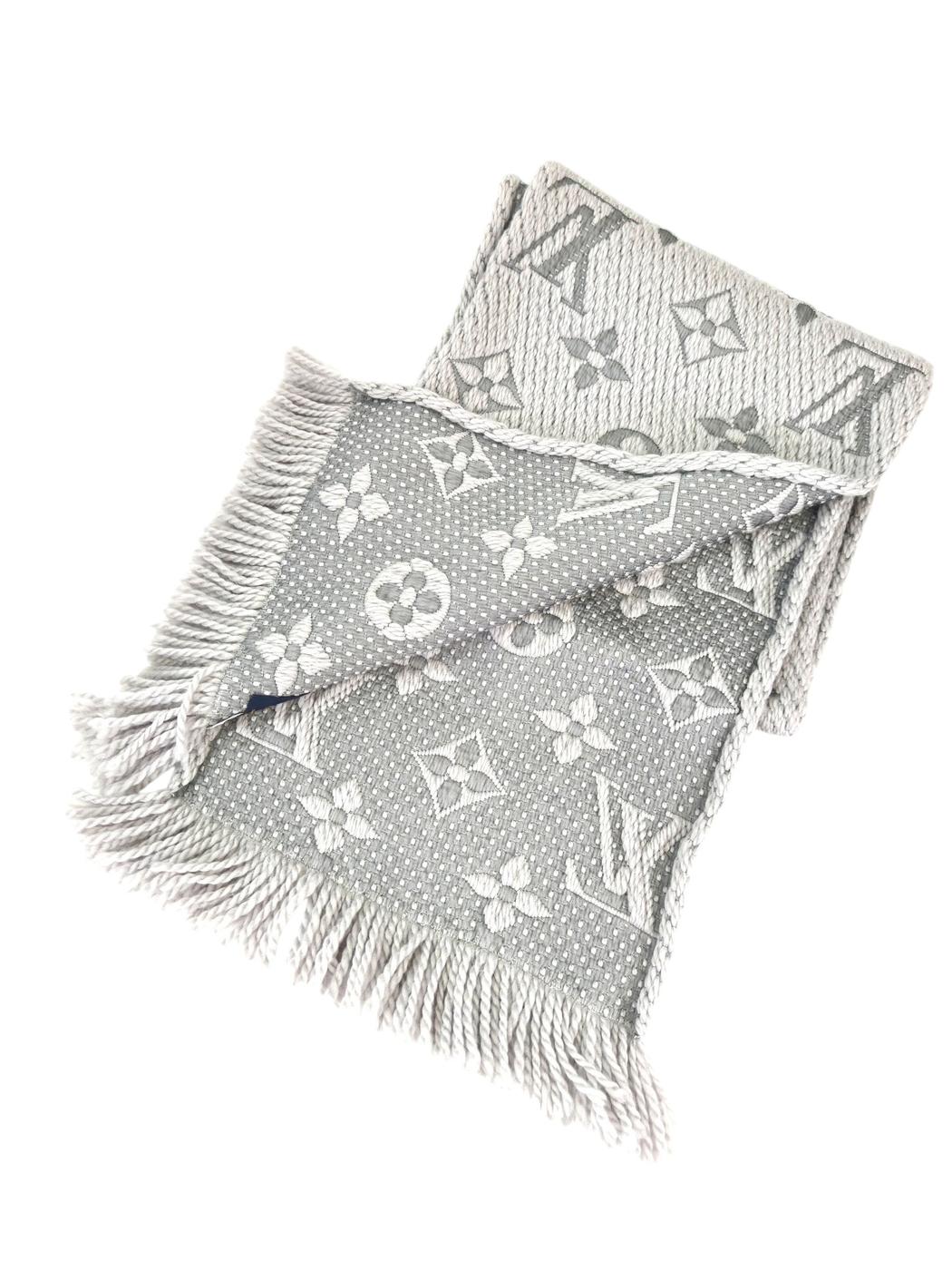 Louis Vuitton ルイ ヴィトン エシャル プ ロゴ マニア マフラー グレー 管理番号：11430