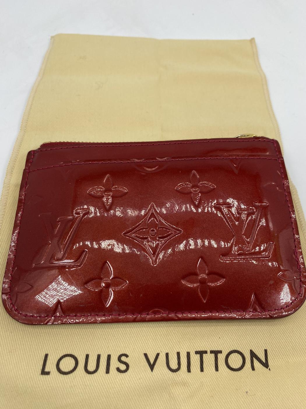 LOUIS VUITTON 路易威登 Pochette Cle NM Pomme d'Amour 控制编号：6423