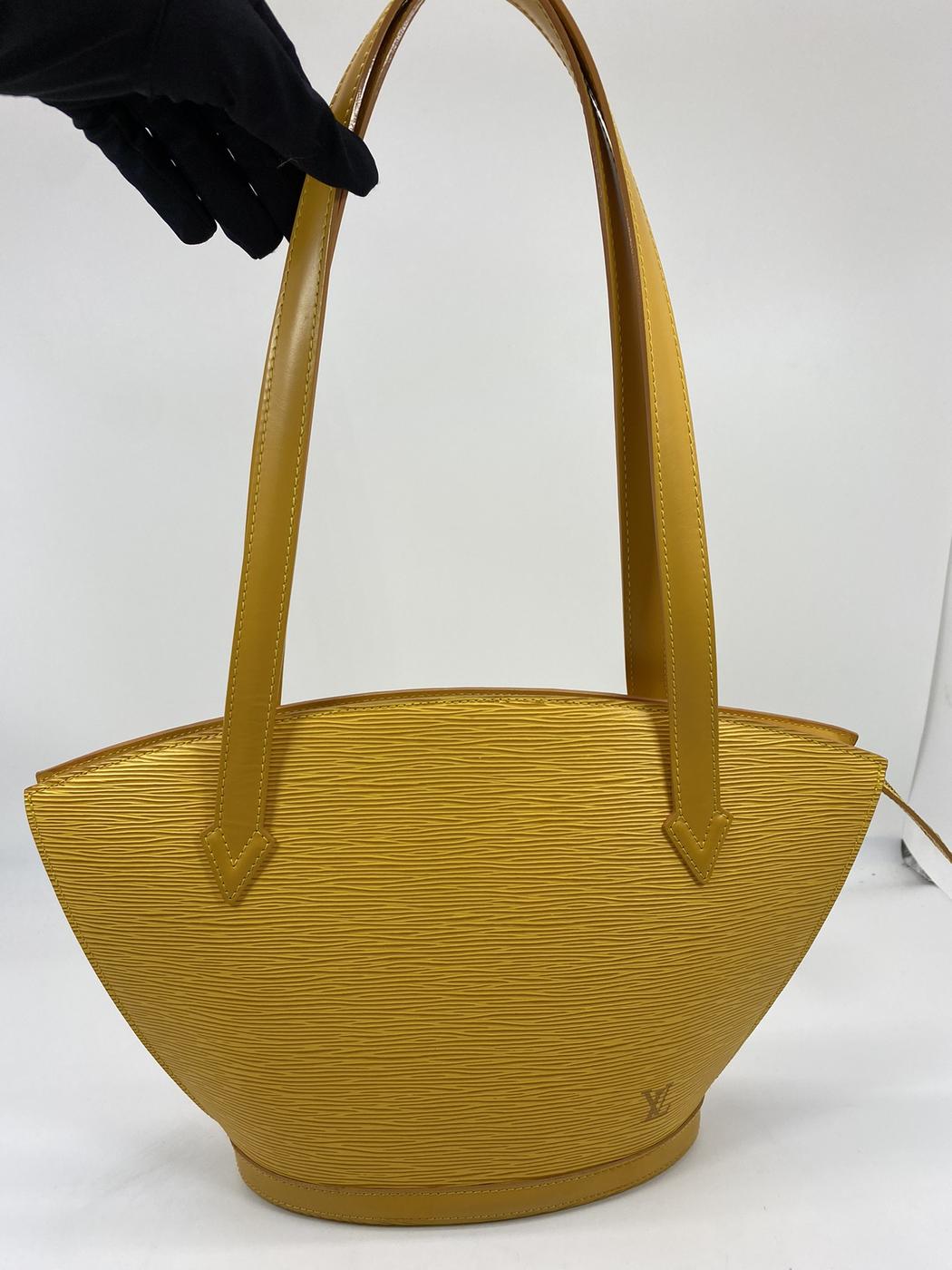 Louis Vuitton ルイ ヴィトン ショルダーバッグ エピ サンジャック