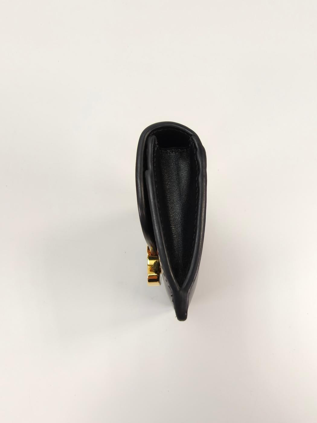 CELINE Triomphe Bifold Card Case/Card Holder/Business Card Case, Black. Reference Number: 10340.