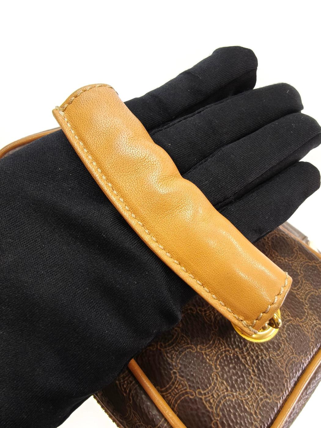 CELINE セリーヌ マカダム柄 バニティバッグ メイクポーチ ゴールド金具 ブラウン 管理番号：10370