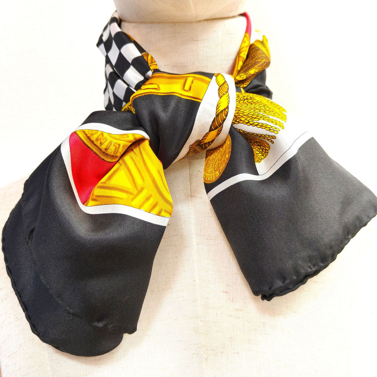 CELINE Chain Tassel Silk Scarf Black x Multicolor Product number: 10658