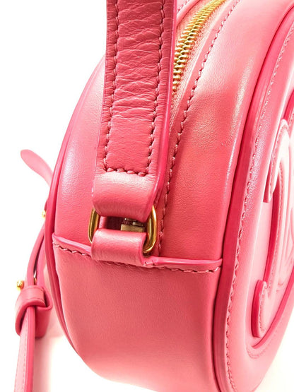 Celine セリーヌ オーバルパース キュイル トリオンフ レザー ピンクショルダーバッグ ゴールド金具 管理番号：11442