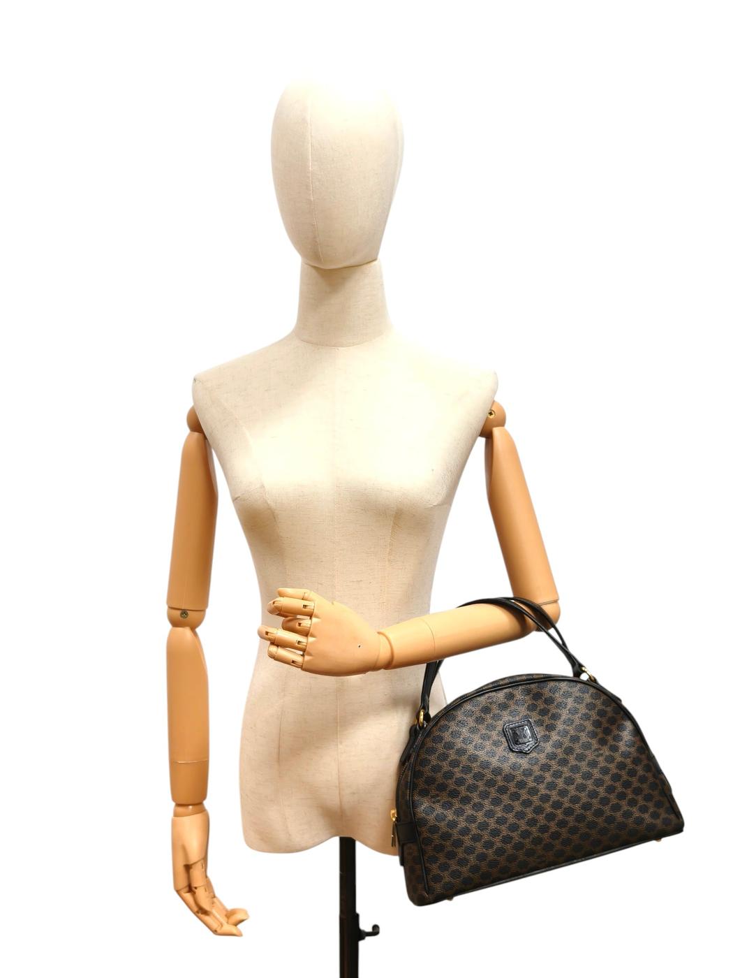 Celine 赛琳 Macadam 马卡丹半月形手提包 黑色×棕色 型号：11728