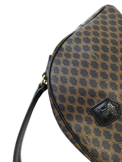 Celine 赛琳 Macadam 马卡丹半月形手提包 黑色×棕色 型号：11728