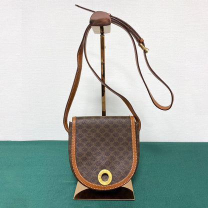 CELINE Macadam皮革圆形Logo手拿包单肩包 参考编号：1940
