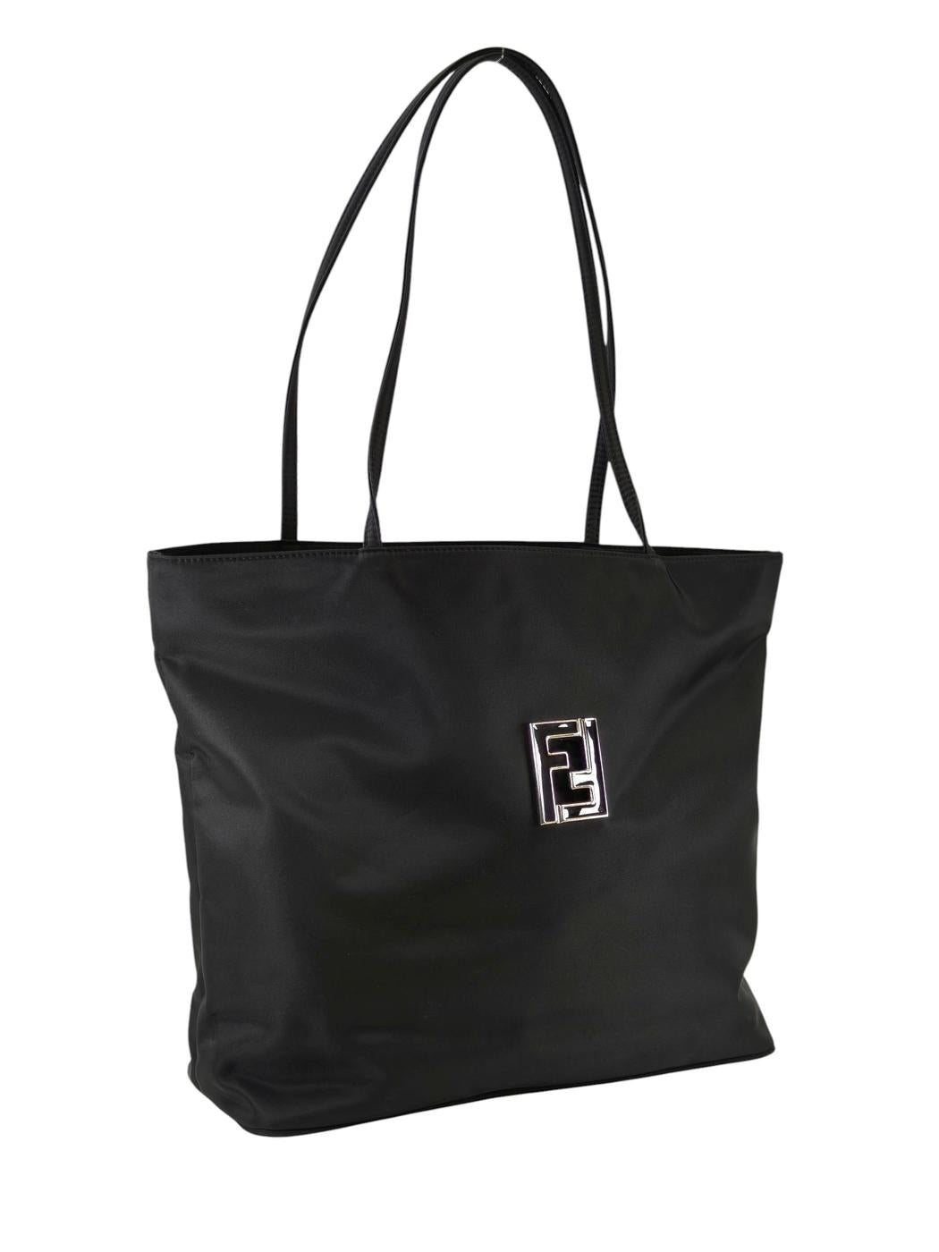 FENDI フェンディ ナイロン トートバッグ ブラック 管理番号：11281