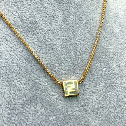 FENDI Forever 项链金属控制编号：8107