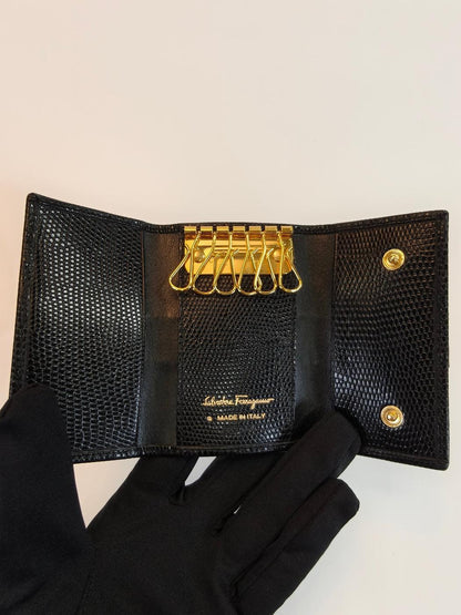 Salvatore Ferragamo Vara Ribbon 六键琴盒，黑色，参考编号：10306