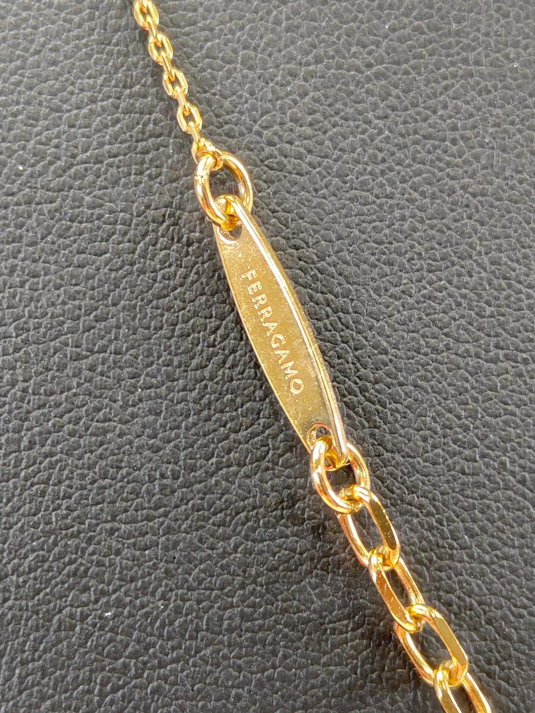 Ferragamo フェラガモ ヴァラリボン ネックレス ゴールド 管理番号：11151