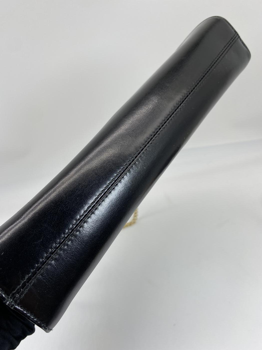 FERRAGAMO Salvatore Ferragamo Chain Shoulder Bag Gancini Control Number: 4681