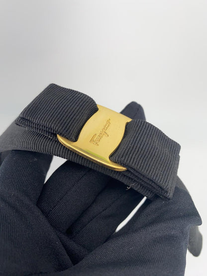 Salvatore Ferragamo Vara 黑色发箍。参考编号：9183