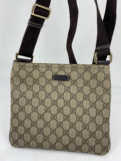 GUCCI GG Supreme Shoulder Bag Crossbody Bag Product number: 6773