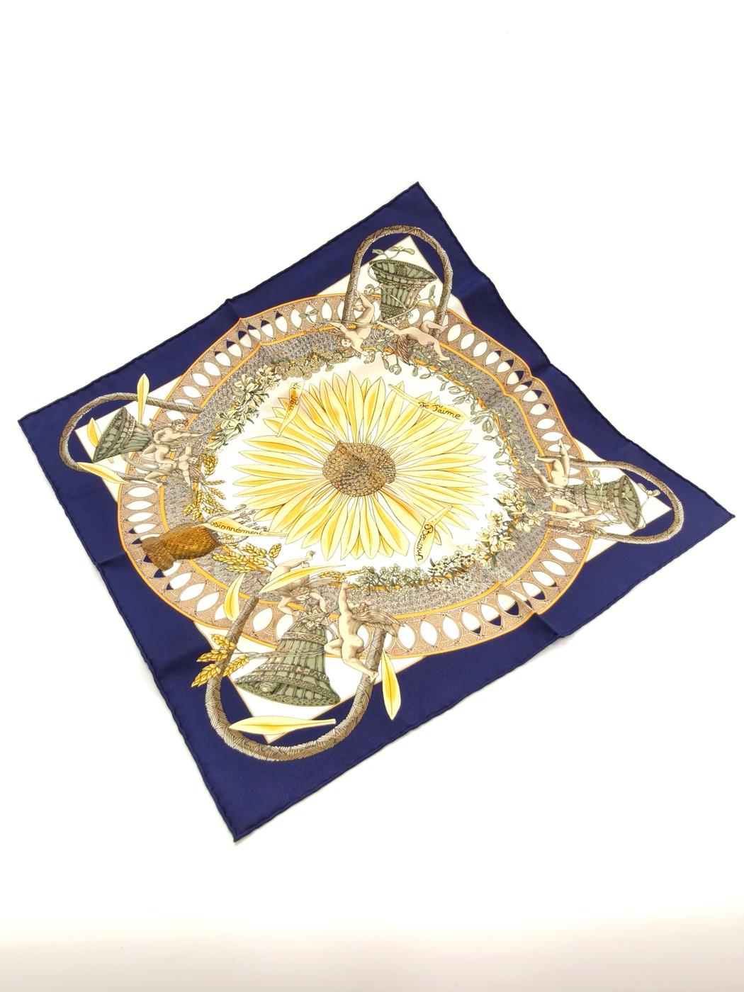 爱马仕 Carré 45 丝巾 AMOURS 向日葵真丝款，控制编号：10052