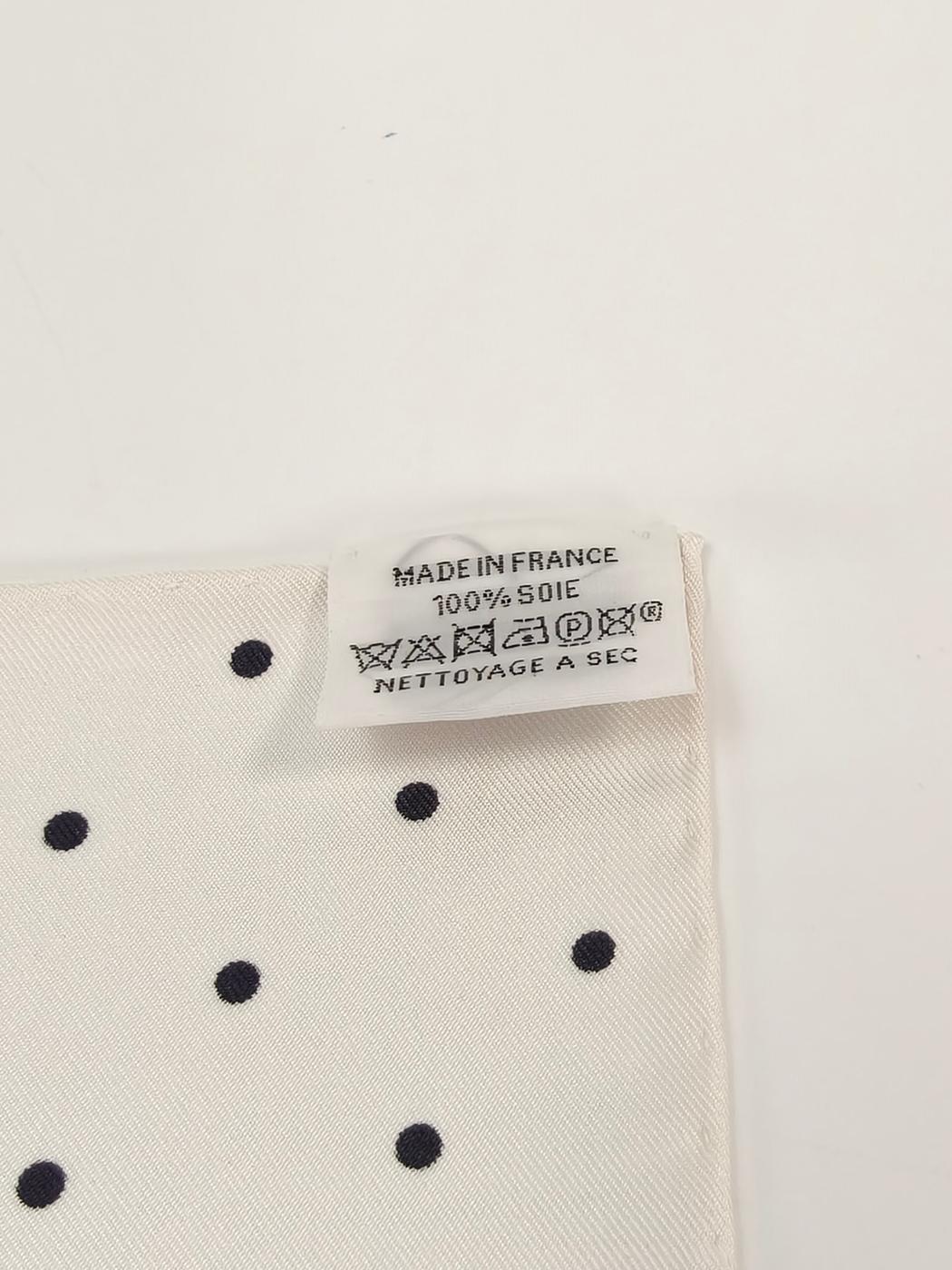 HERMES Carré 90“Plumets et Panaches”羽毛和羽毛真丝围巾参考编号：10133