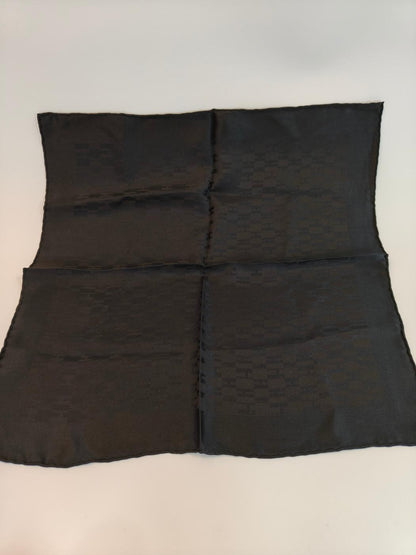 爱马仕 Carré 40 丝巾 黑色 参考编号：10147