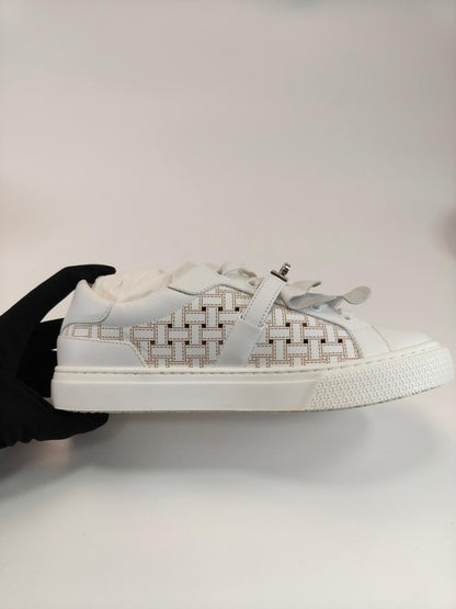 爱马仕 Hermès Day 运动鞋，尺码 37.5（约 24 厘米），白色，全新未使用，货号：10380