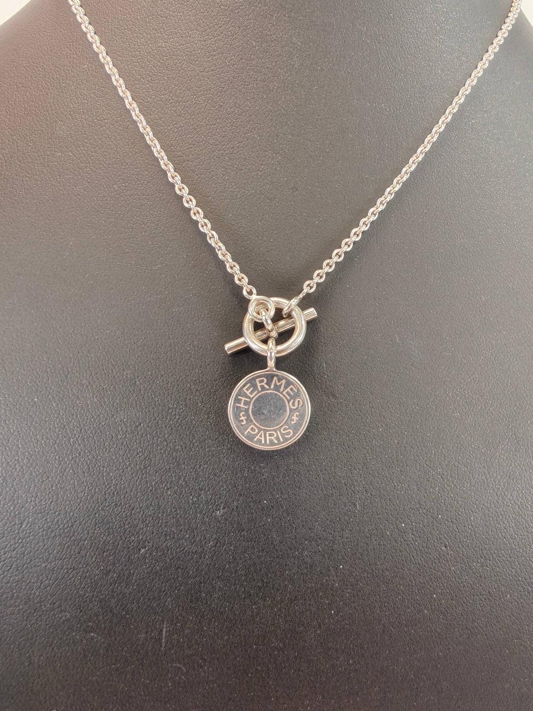 HERMES エルメス アミュレット セリエ ネックレス シルバー 管理番号：10382