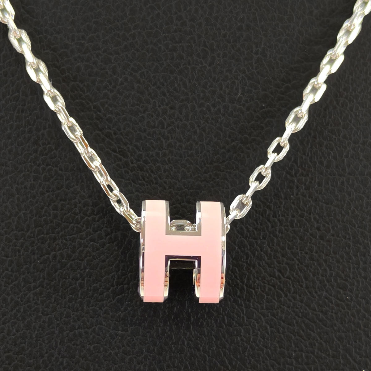 HERMES Mini Pop H Necklace Silver x Pink Product Number: 10695