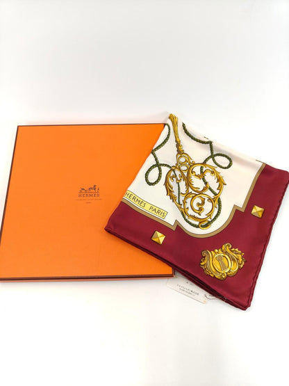 HERMES Carre 90 LES CLES THE KEYS RARE Key Pattern Silk Scarf White x Bordeaux Control number: 10863