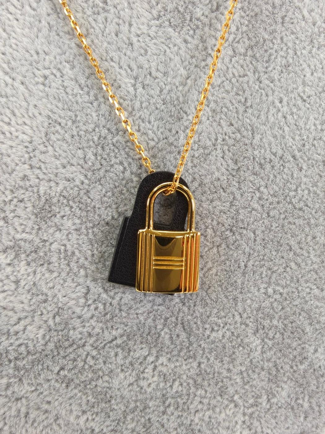 HERMES エルメス オーケリー PM ネックレス ゴールド×ブラック 管理番号：10984